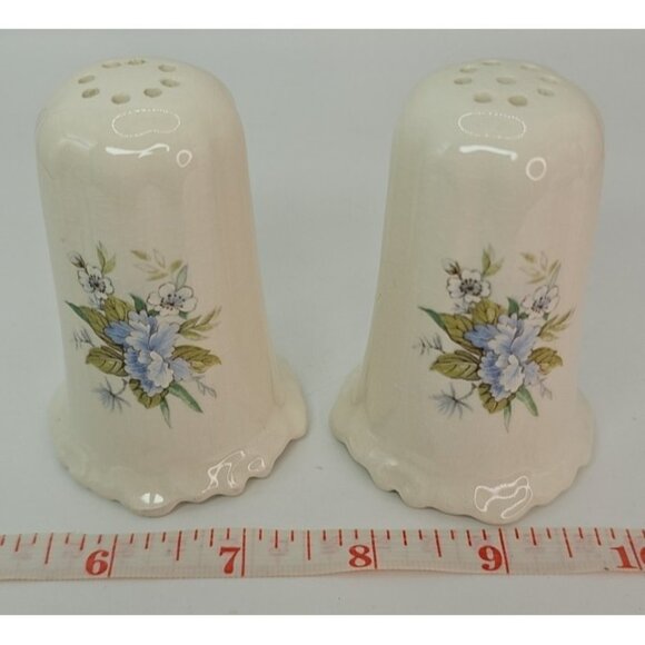 Vintage Salt and Pepper Shakers Ceramic White with Floral Motif 2 1/2" x 2" - Picture 3 of 12